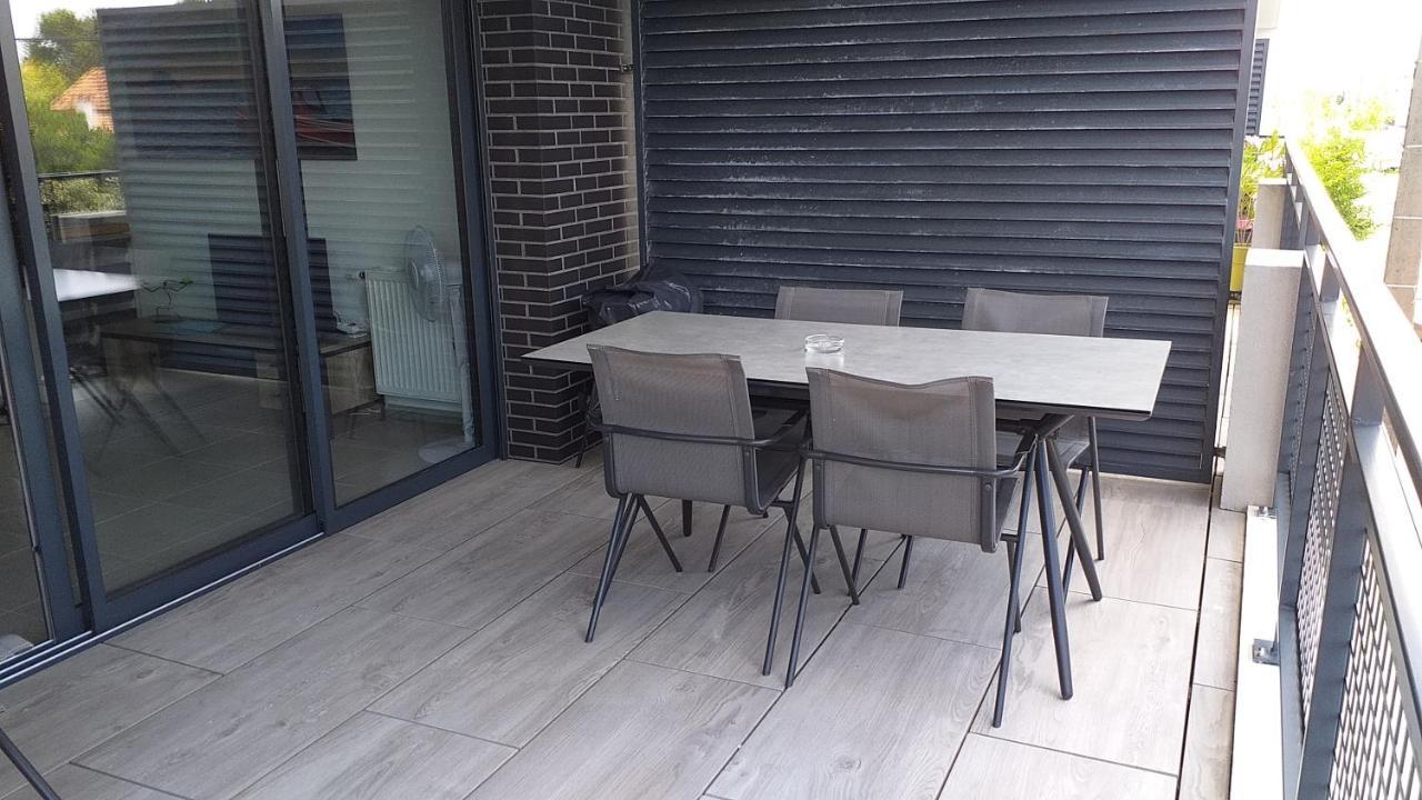 Bel Appartement Sur Le Bassin D'Arcachon, A 2Km De La Mer La Teste-de-Buch Exterior photo